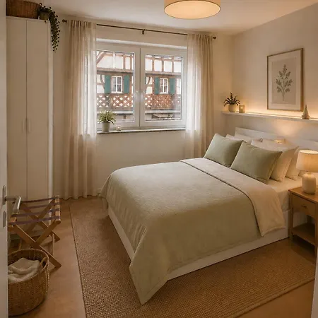 New In The Center Of With Balcony شقة *