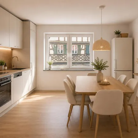 New In The Center Of With Balcony شقة Emskirchen